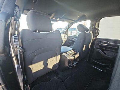 2022 RAM 1500 Big Horn Quad Cab 4x2 6'4" Box