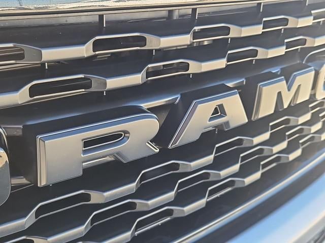 2022 RAM 1500 Big Horn Quad Cab 4x2 6'4" Box