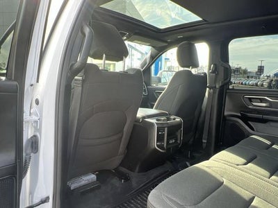 2023 RAM 1500 Big Horn Crew Cab 4x4 5'7" Box