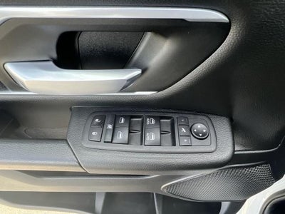 2023 RAM 1500 Big Horn Crew Cab 4x4 5'7" Box