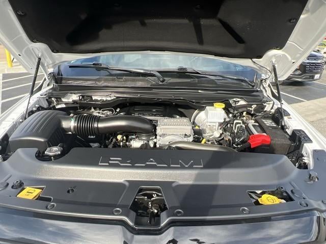 2023 RAM 1500 Big Horn Crew Cab 4x4 5'7" Box