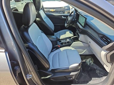 2025 Ford Escape Platinum