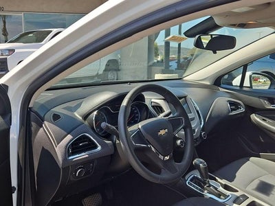 2018 Chevrolet Cruze LS