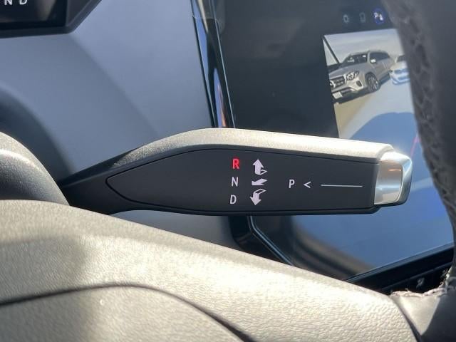 2027 Chevrolet Bolt FWD 4dr LT