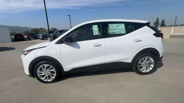 2027 Chevrolet Bolt FWD 4dr LT