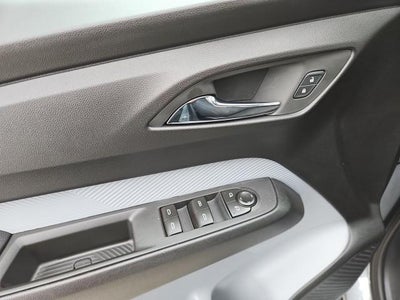 2027 Chevrolet Bolt FWD 4dr LT