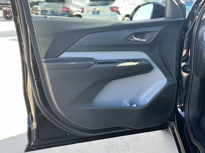 2027 Chevrolet Bolt FWD 4dr LT