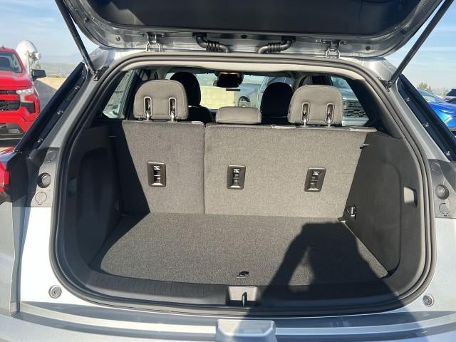 2027 Chevrolet Bolt FWD 4dr LT