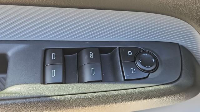 2027 Chevrolet Bolt FWD 4dr LT