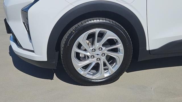 2027 Chevrolet Bolt FWD 4dr LT