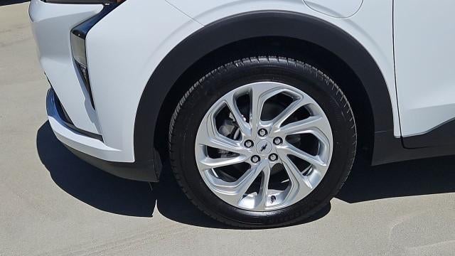 2027 Chevrolet Bolt FWD 4dr LT