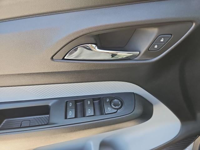 2027 Chevrolet Bolt FWD 4dr LT
