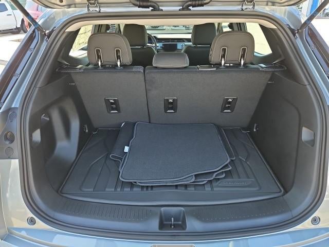 2027 Chevrolet Bolt FWD 4dr LT