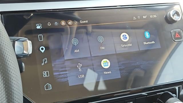 2027 Chevrolet Bolt FWD 4dr LT