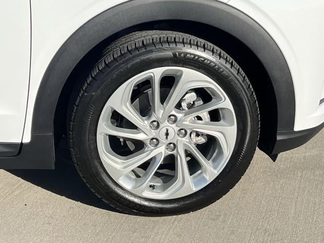 2027 Chevrolet Bolt FWD 4dr LT