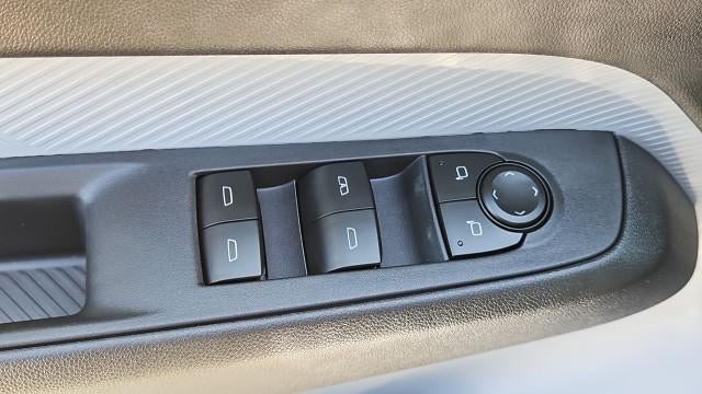2027 Chevrolet Bolt FWD 4dr LT