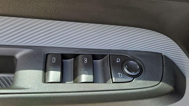2027 Chevrolet Bolt FWD 4dr LT