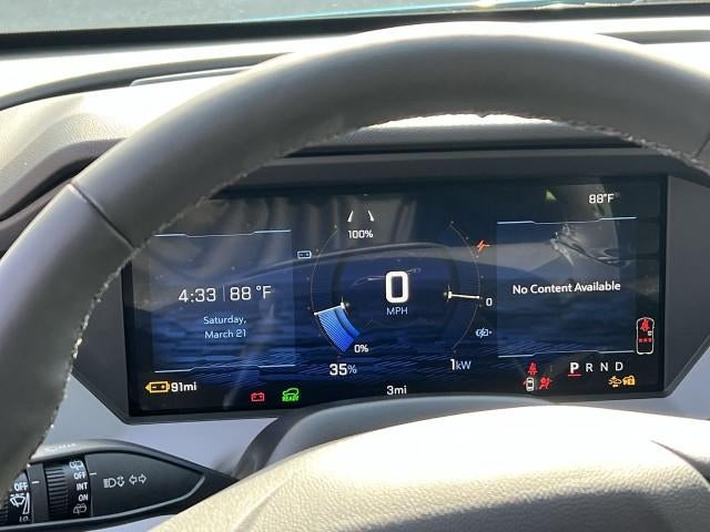 2027 Chevrolet Bolt FWD 4dr LT