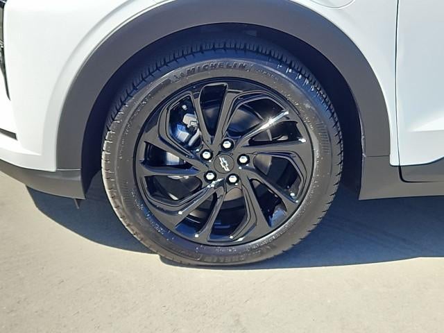 2027 Chevrolet Bolt FWD 4dr RS