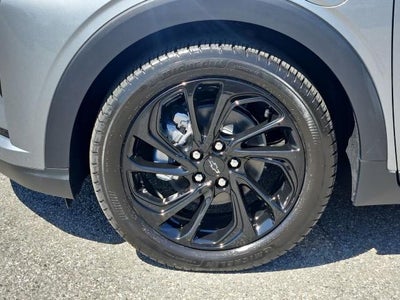 2027 Chevrolet Bolt FWD 4dr RS
