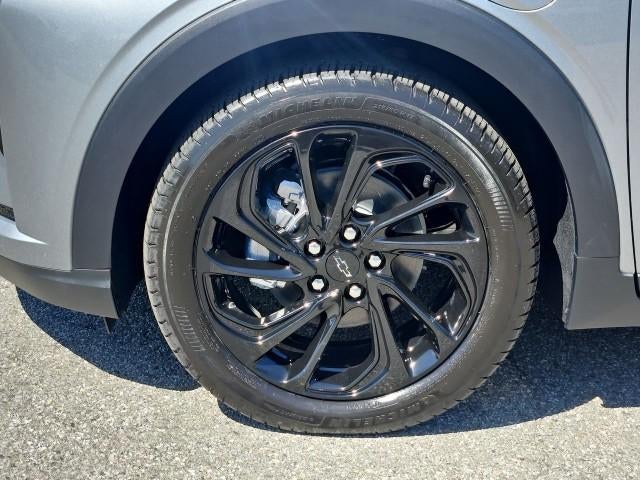 2027 Chevrolet Bolt FWD 4dr RS