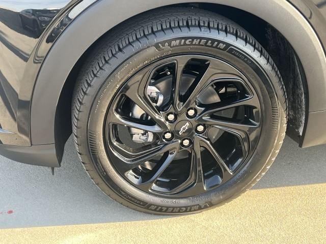 2027 Chevrolet Bolt FWD 4dr RS