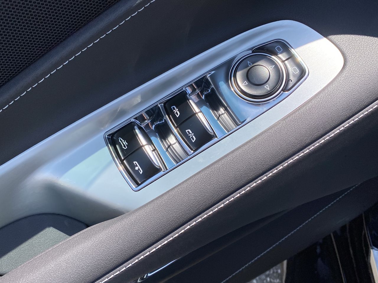 2025 Chevrolet Corvette E-Ray Base