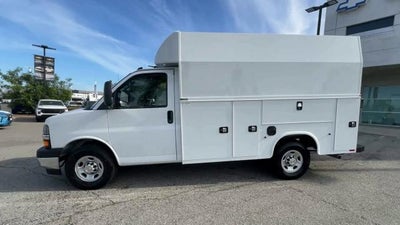 2025 Chevrolet Express Cutaway 3500 3500 Van 139"