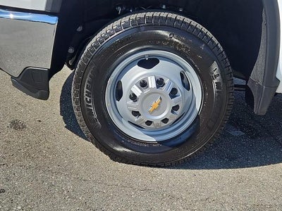 2026 Chevrolet Silverado 3500 HD Chassis Cab 2WD Reg Cab 171" WB, 84.5" CA Work Truck