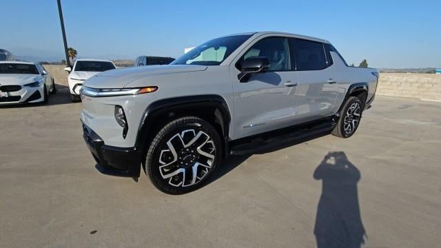 2025 Chevrolet Silverado EV RST - Extended Range