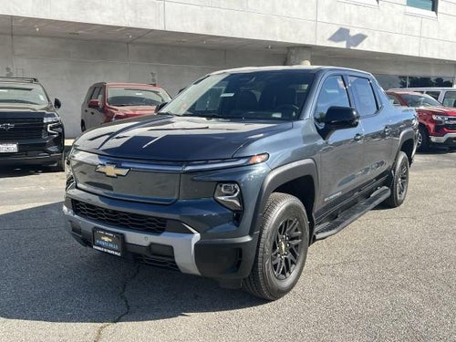 2026 Chevrolet Silverado EV e4WD Crew Cab Standard Range LT