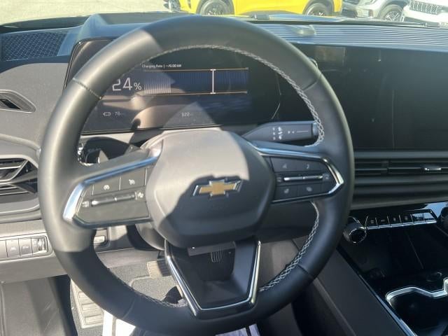 2026 Chevrolet Silverado EV e4WD Crew Cab Standard Range LT