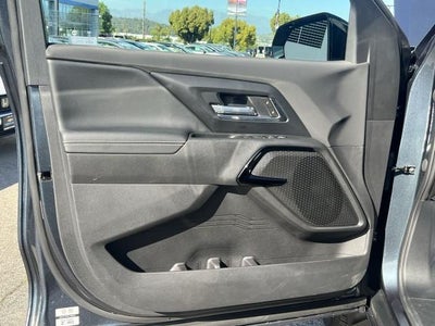 2026 Chevrolet Silverado EV e4WD Crew Cab Standard Range LT