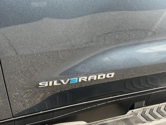 2026 Chevrolet Silverado EV e4WD Crew Cab Standard Range LT