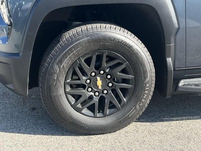 2026 Chevrolet Silverado EV e4WD Crew Cab Standard Range LT