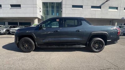 2026 Chevrolet Silverado EV e4WD Crew Cab Standard Range LT