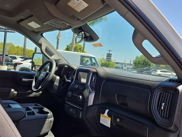 2026 Chevrolet Silverado 2500 HD Crew Cab Standard Box 2-Wheel Drive Custom