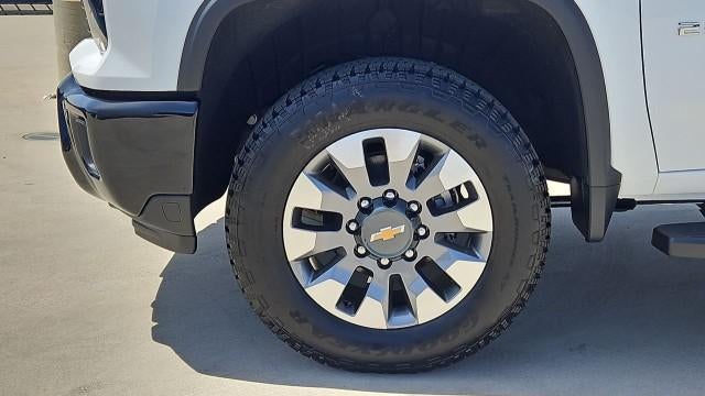 2026 Chevrolet Silverado 2500 HD Crew Cab Standard Box 2-Wheel Drive Custom