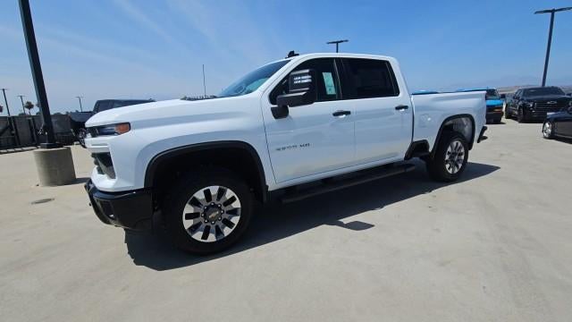 2026 Chevrolet Silverado 2500 HD Crew Cab Standard Box 2-Wheel Drive Custom