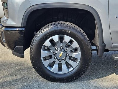 2026 Chevrolet Silverado 2500 HD Crew Cab Standard Box 2-Wheel Drive Custom