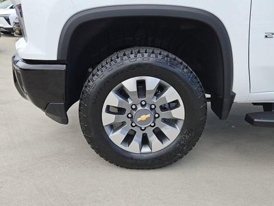 2026 Chevrolet Silverado 2500 HD Crew Cab Standard Box 2-Wheel Drive Custom