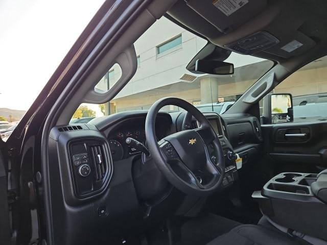 2026 Chevrolet Silverado 2500 HD Crew Cab Standard Box 2-Wheel Drive Custom