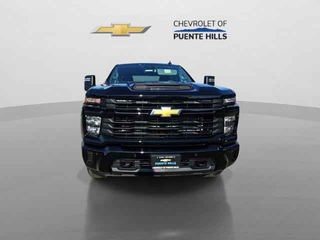 2026 Chevrolet Silverado 2500 HD Crew Cab Standard Box 2-Wheel Drive Custom