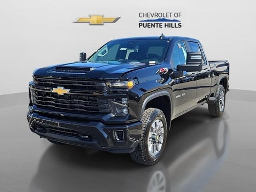 2026 Chevrolet Silverado 2500 HD Crew Cab Standard Box 4-Wheel Drive Custom