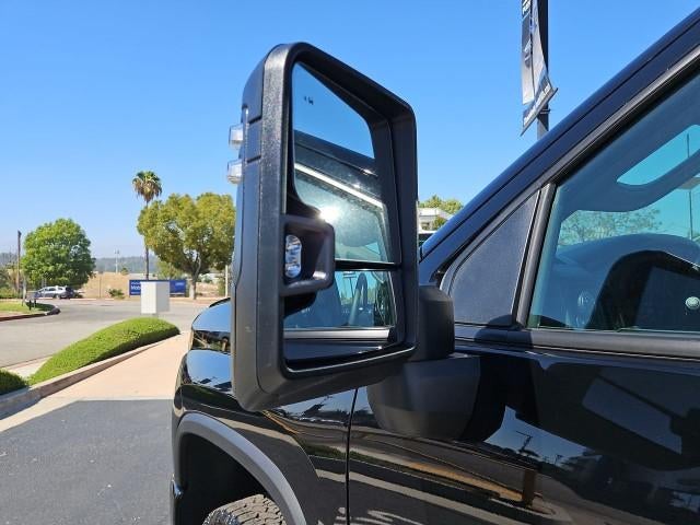 2026 Chevrolet Silverado 2500 HD Crew Cab Standard Box 4-Wheel Drive Custom