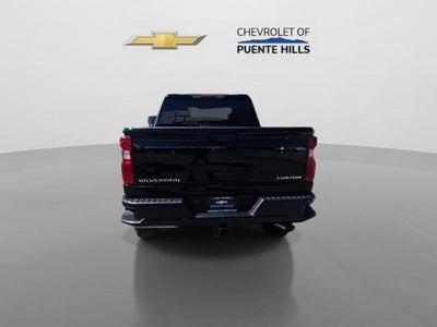 2026 Chevrolet Silverado 2500 HD Crew Cab Standard Box 4-Wheel Drive Custom