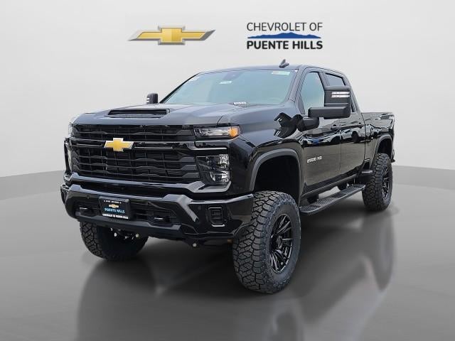 2026 Chevrolet Silverado 2500 HD Crew Cab Standard Box 4-Wheel Drive Custom