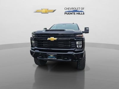 2026 Chevrolet Silverado 2500 HD Crew Cab Standard Box 4-Wheel Drive Custom