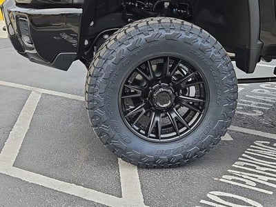 2026 Chevrolet Silverado 2500 HD Crew Cab Standard Box 4-Wheel Drive Custom