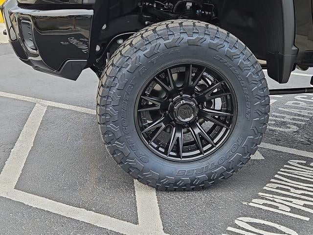 2026 Chevrolet Silverado 2500 HD Crew Cab Standard Box 4-Wheel Drive Custom